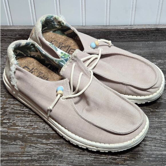 Hey Dude Women's Natural Wendy Canvas Comfort Slip on Sneaker Size 9 - Picture 1 of 6